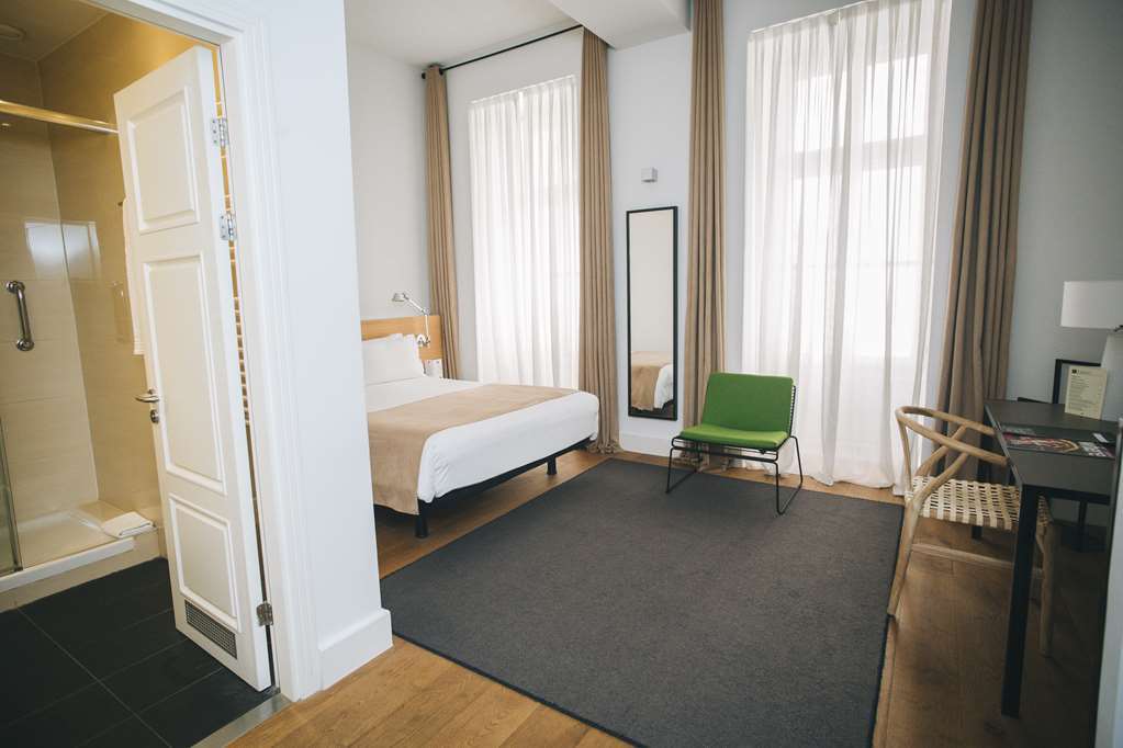 Hotel Nuevo Zenit Calahorra Zimmer foto