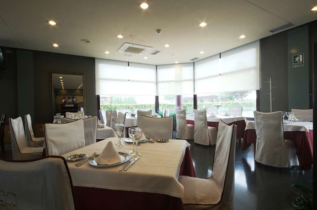 Hotel Nuevo Zenit Calahorra Restaurant foto